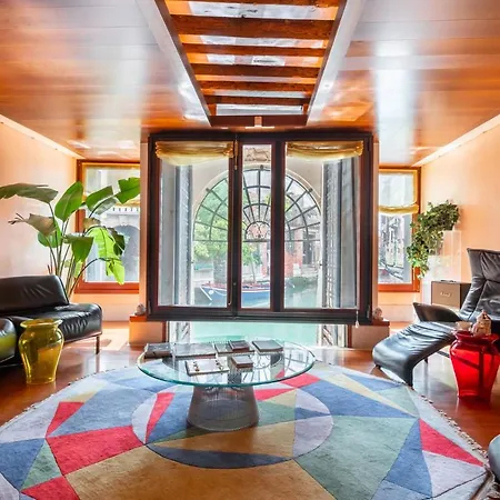 Feriehus Casa Flavia Ai Morosini - Luxury With Canal View Venedig