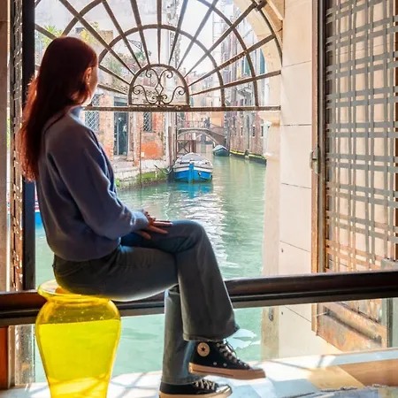 بيت للعطل Casa Flavia Ai Morosini - Luxury With Canal View *