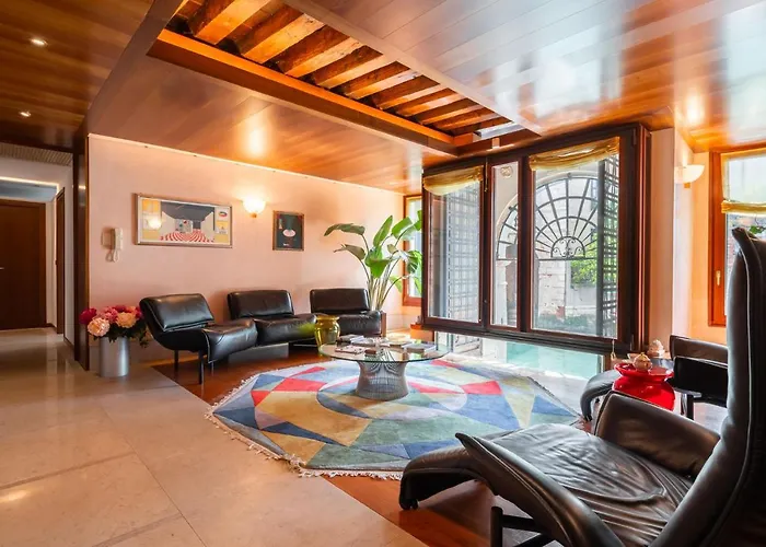 Ferienhaus Casa Flavia Ai Morosini - Luxury With Canal View *