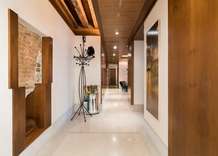 Casa Flavia Ai Morosini - Luxury With Canal View Ferienhaus Venedig