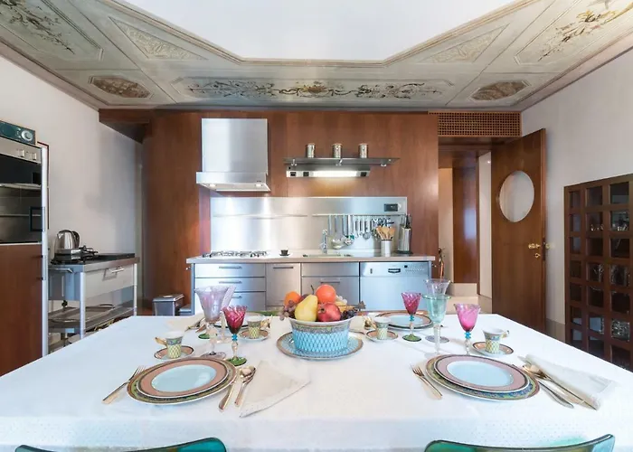 Ferienhaus Casa Flavia Ai Morosini - Luxury With Canal View